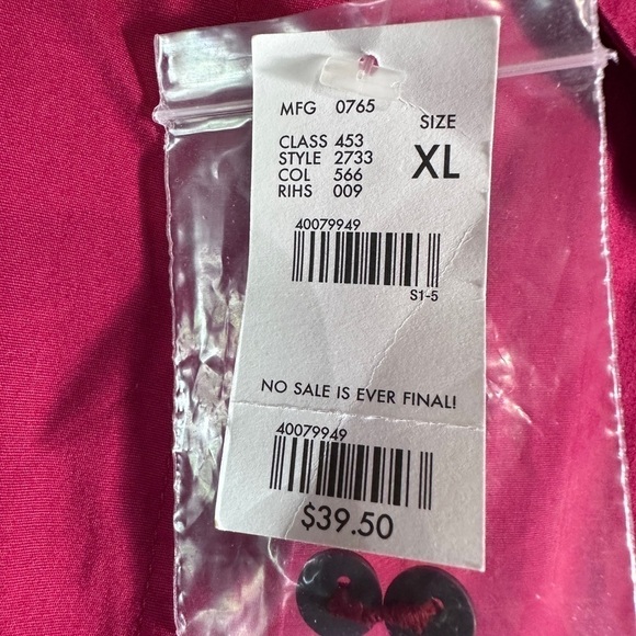The Limited Stretch Red Clasp Front Top Size XL NWT - Picture 3 of 5